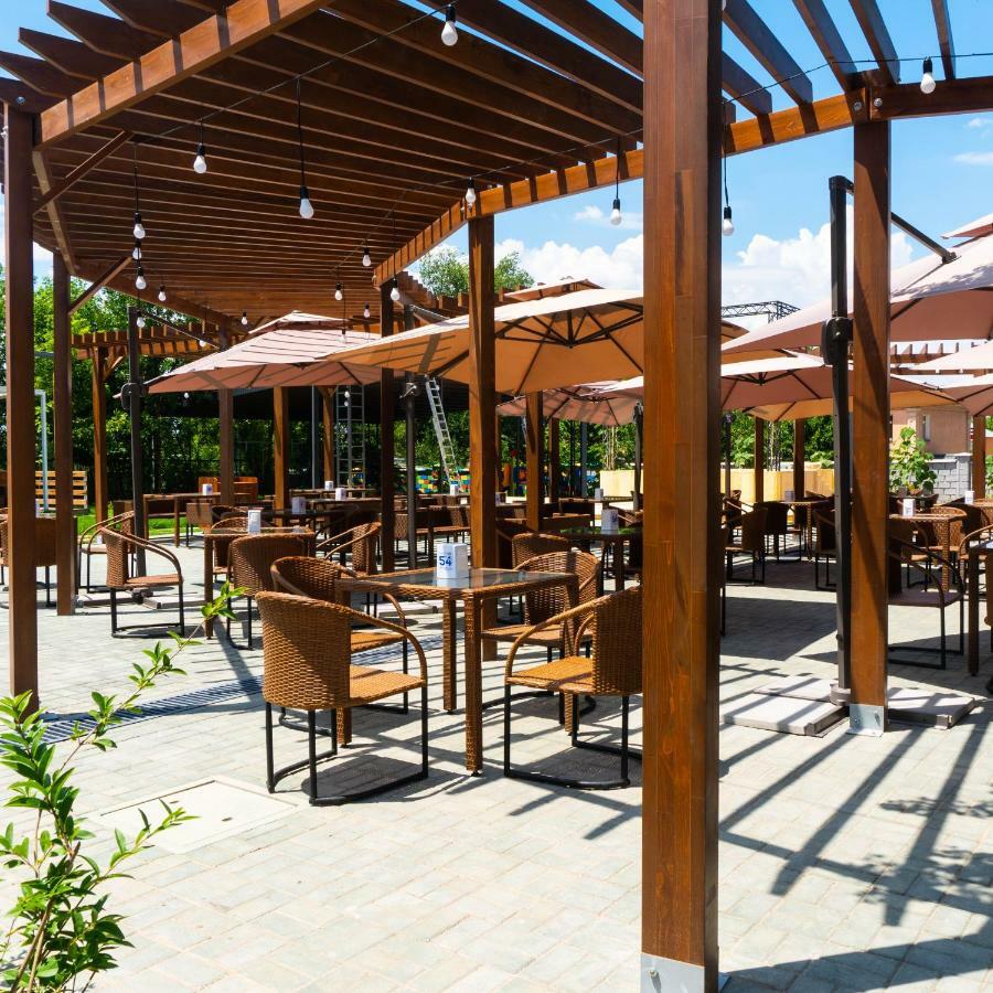 Alpen Park Hotel Șîmkent Exterior foto